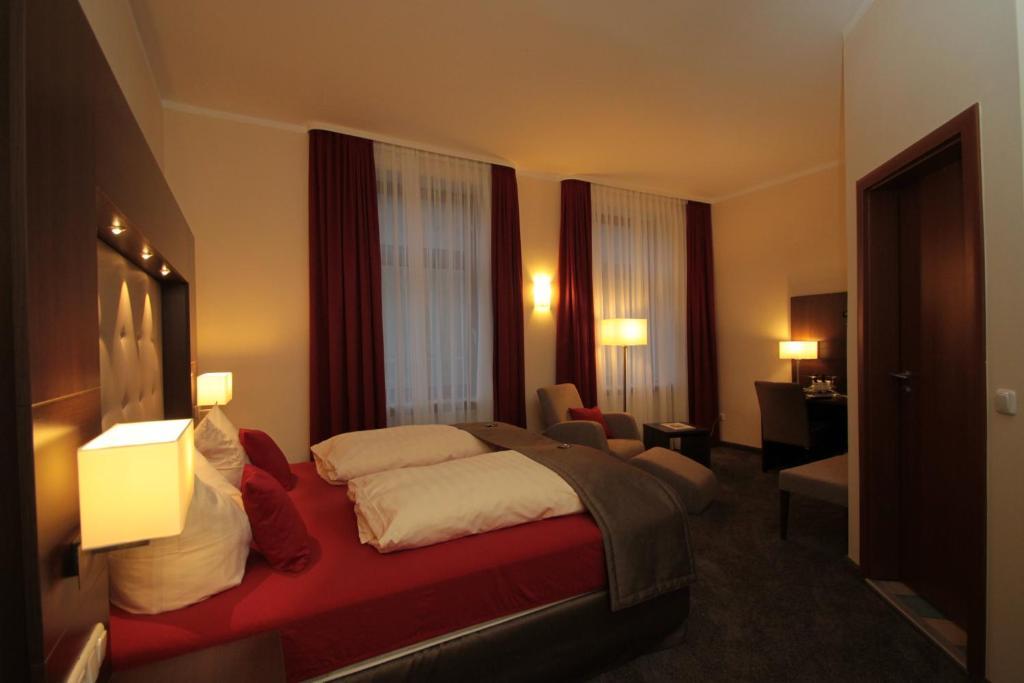 Boutique Hotel Villa Melsheimer ไรล์ ห้อง รูปภาพ