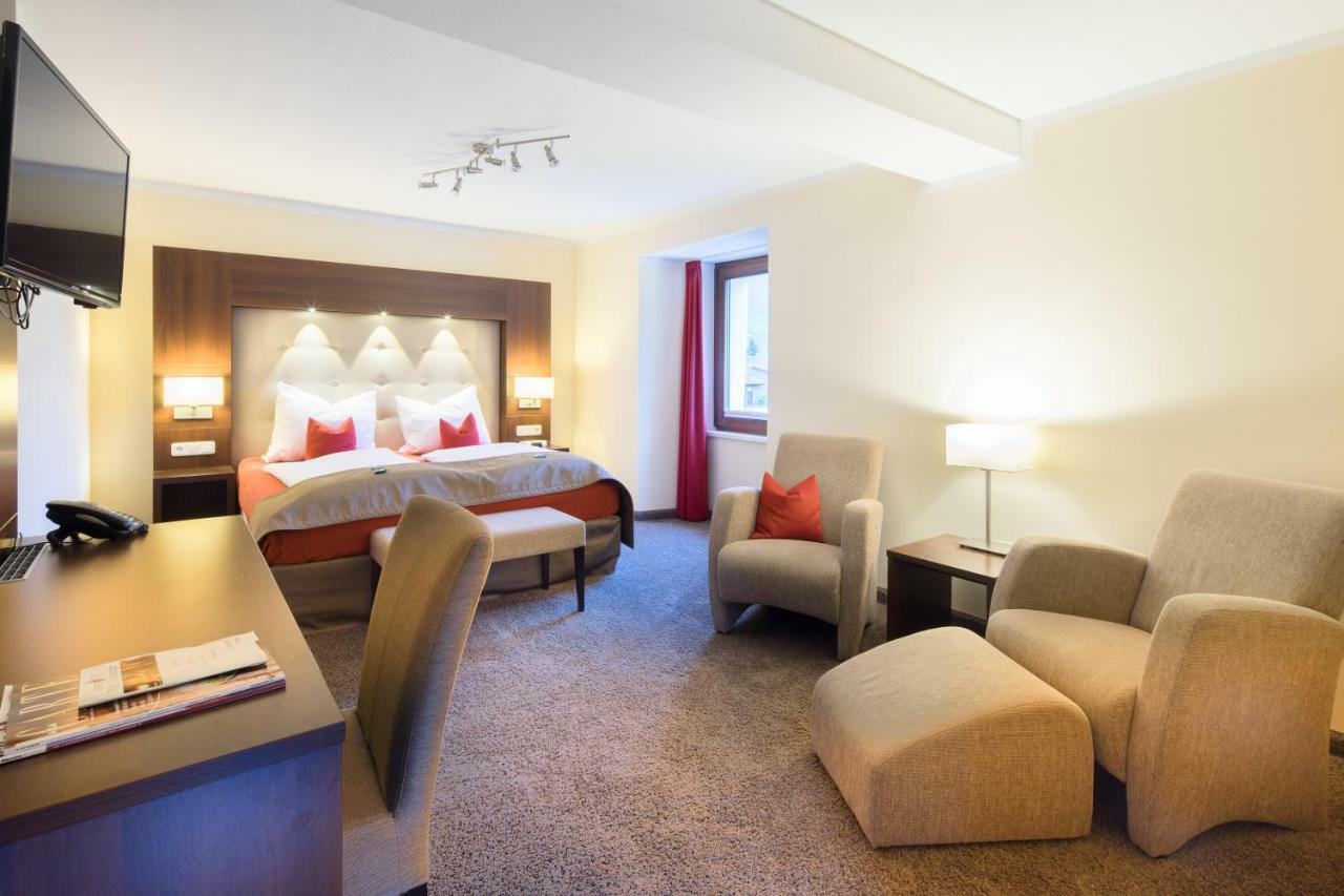 Boutique Hotel Villa Melsheimer ไรล์ ภายนอก รูปภาพ